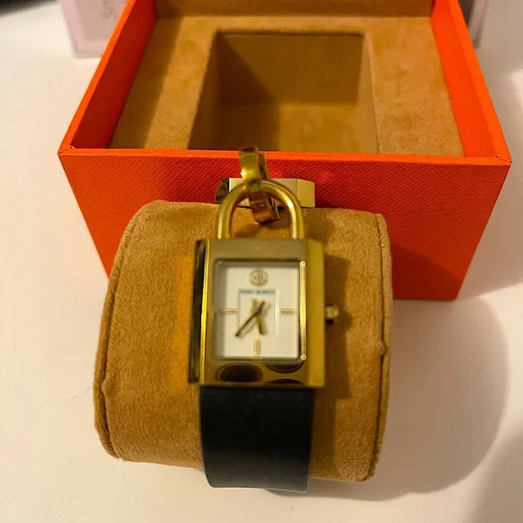 Tory Burch Women\'s TB7003 Surrey Black Leather Watch.Bracelet styled watch. Tory Burch Eleanor Womens Gold Watch, White Dial, Black  main image 3